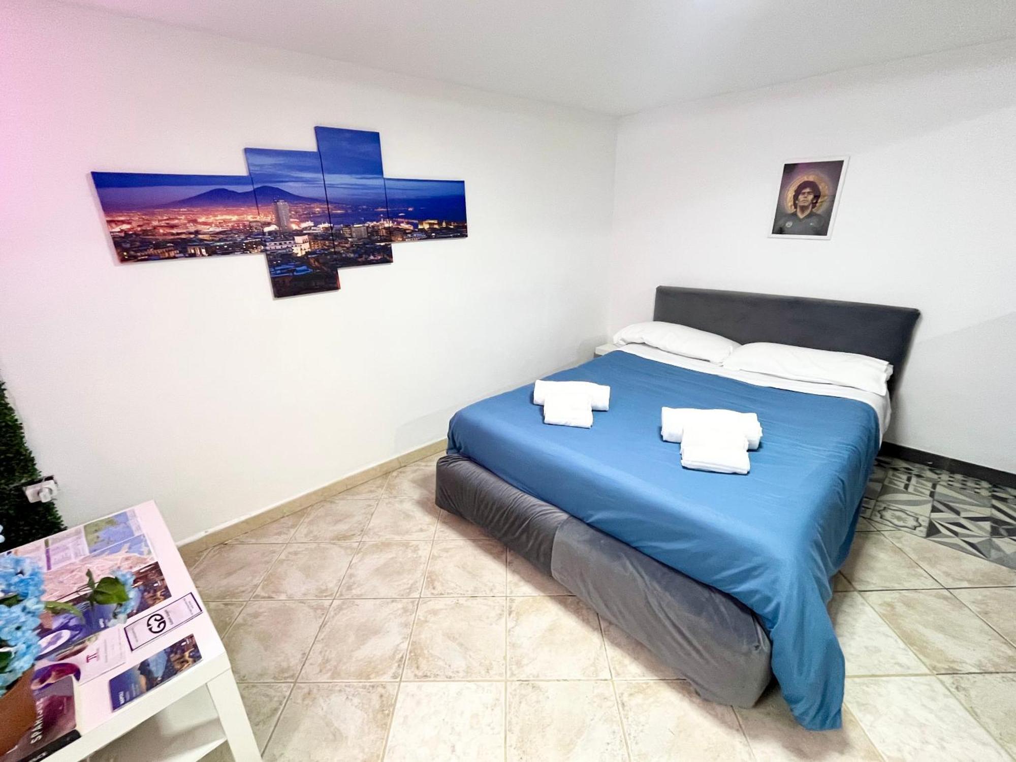 Oikos Guest House Naples Exterior photo
